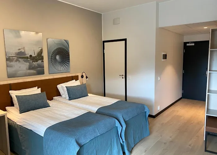 Pilot Airport Hotel