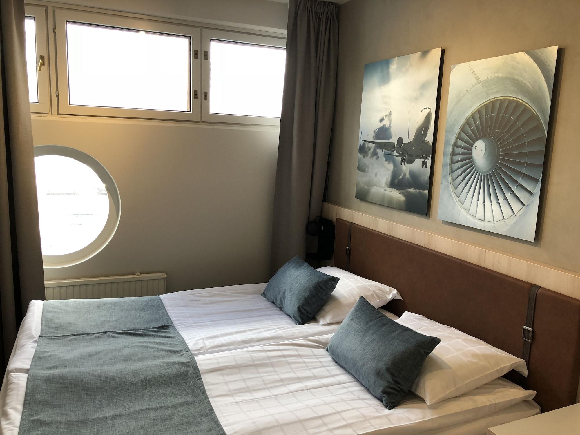 Pilot Airport Hotell